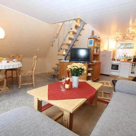 Finnhuette Nr.42 Auf Moenchgut בית נופש גאגר